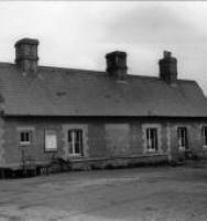 013 Station Building Road Side 1966
Note 1) very clear and tidy forecourt.
2) three platform trolleys neatly stacked and two bicycles.
3) the very distinct original 19th Century end of the building and the addition of the circa 1900 station master